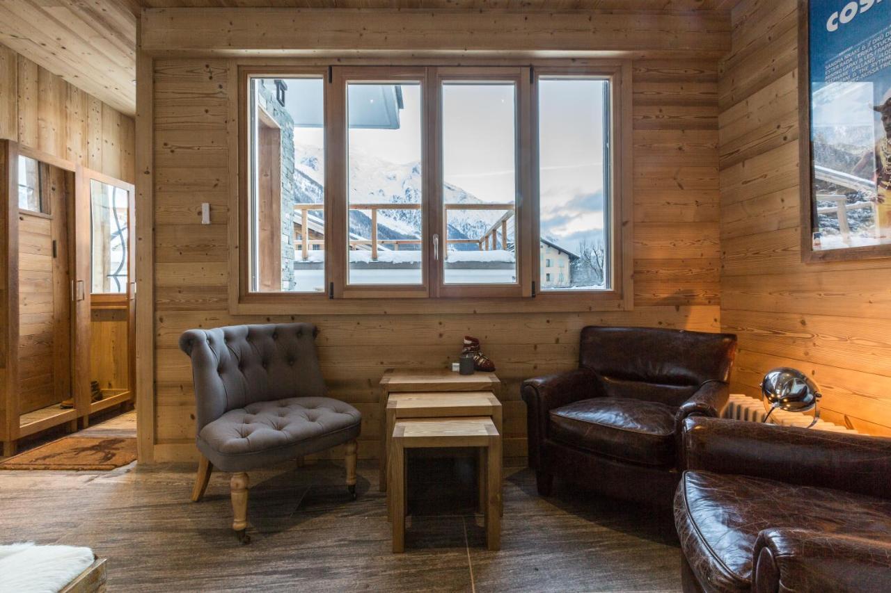 Chalet Yolo - Chalet Retreat In Central Chamonix Steam Room Exterior foto