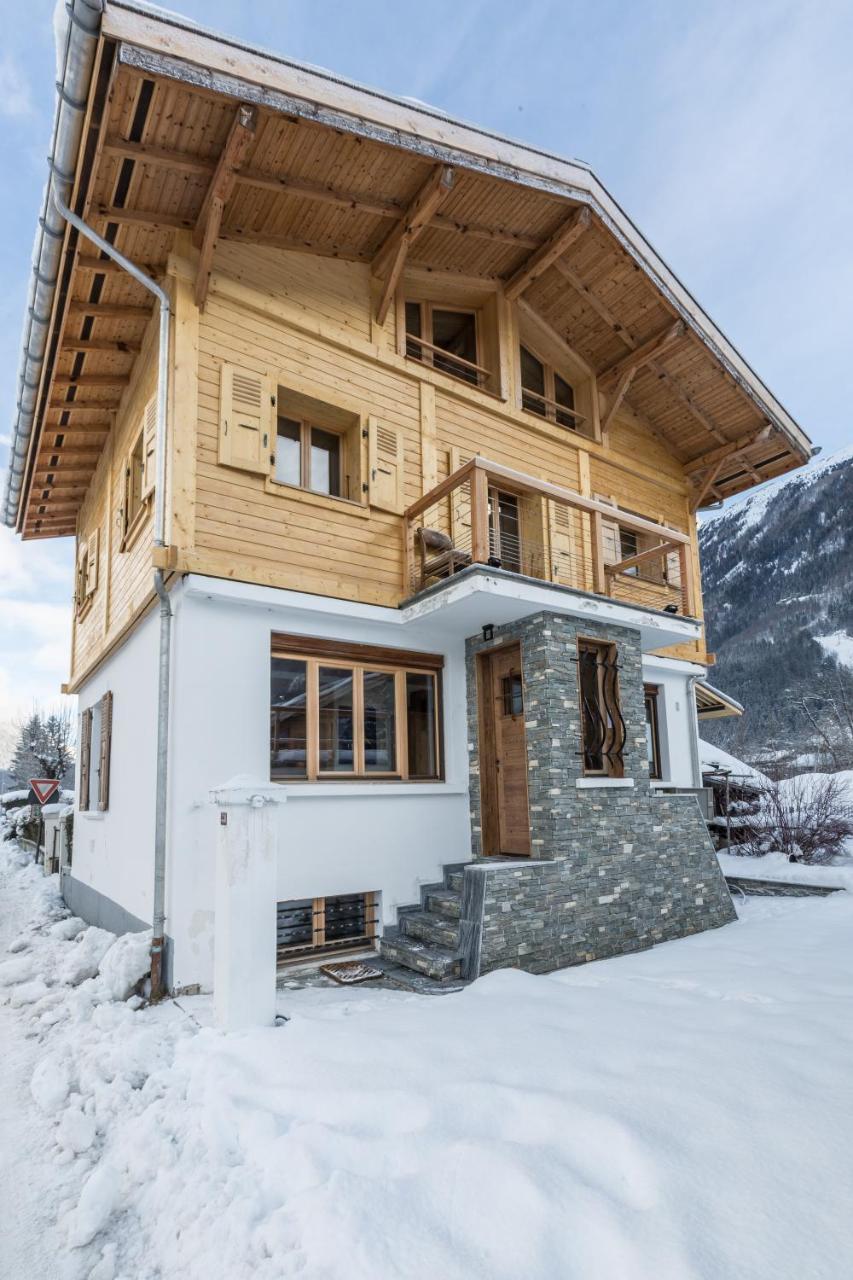 Chalet Yolo - Chalet Retreat In Central Chamonix Steam Room Exterior foto