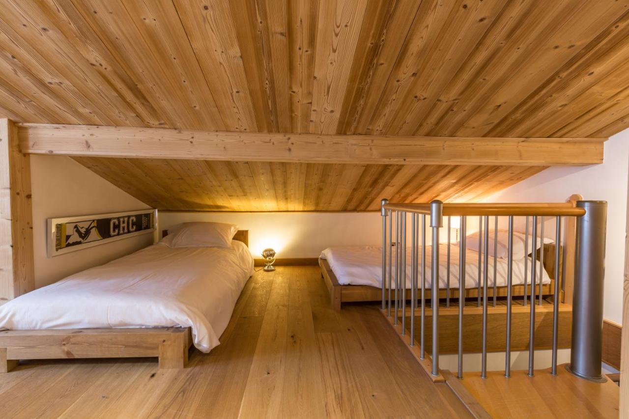 Chalet Yolo - Chalet Retreat In Central Chamonix Steam Room Exterior foto